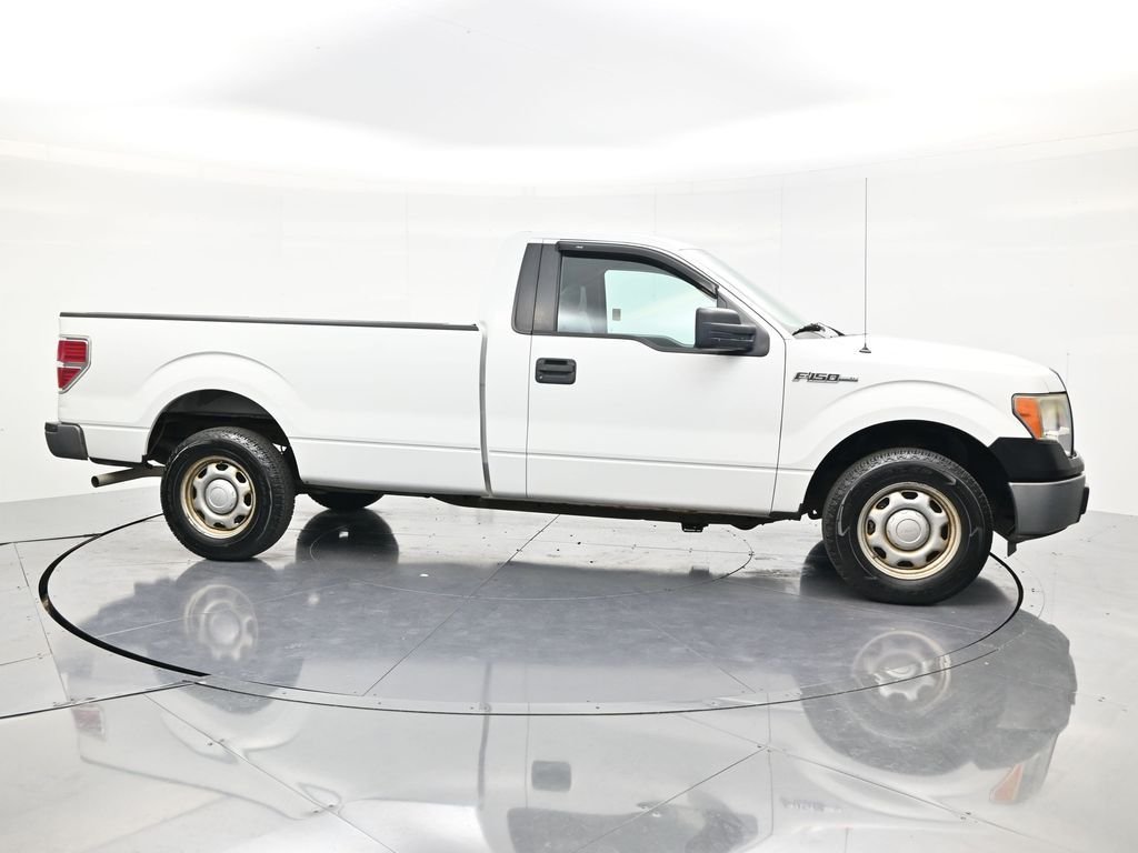 Used 2013 Oxford White Ford XL image 4