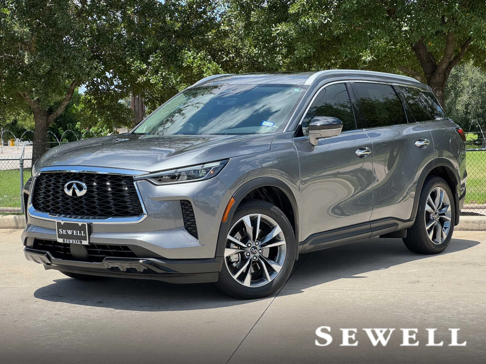 2024 INFINITI QX60 LUXE's photo