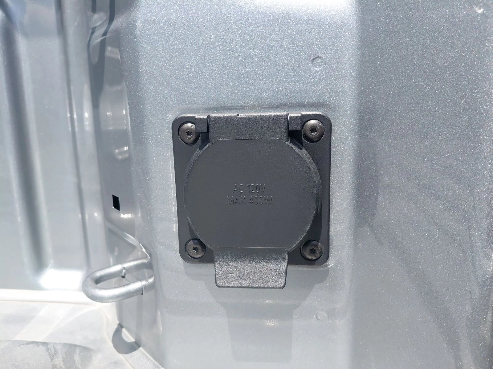Used 2026 Silver GMC Elevation image 9