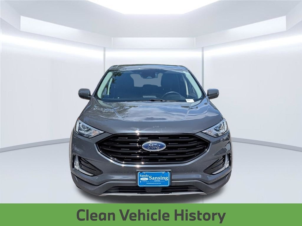 Used 2021 Gray Ford SEL image 11