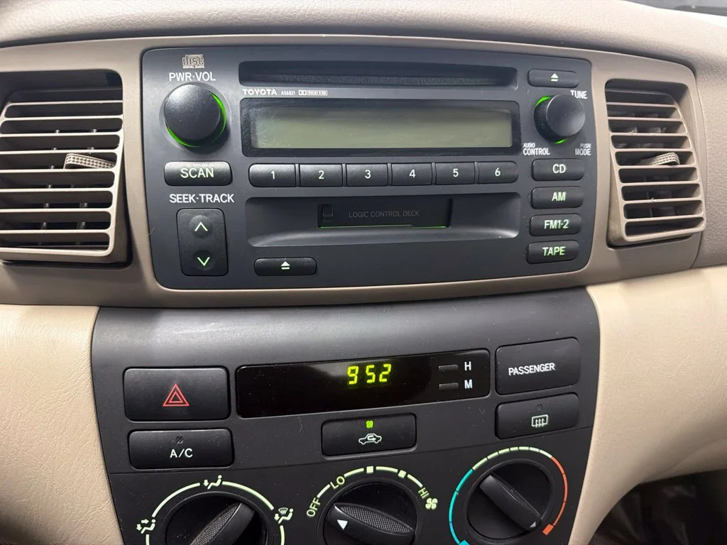 Used 2003 Red Toyota CE image 24