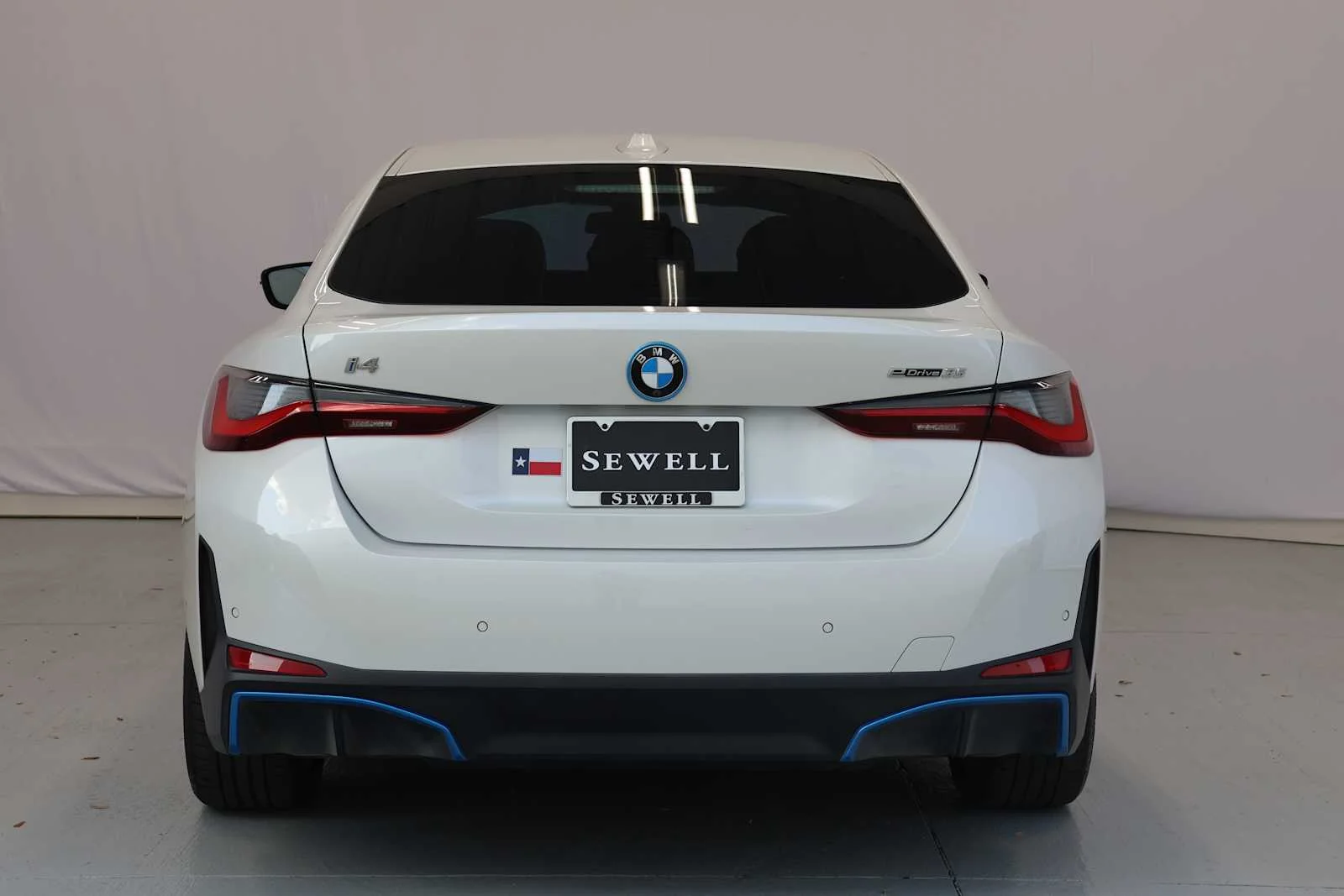 Certified Used 2023 Mineral White Metallic BMW eDrive35 image 9
