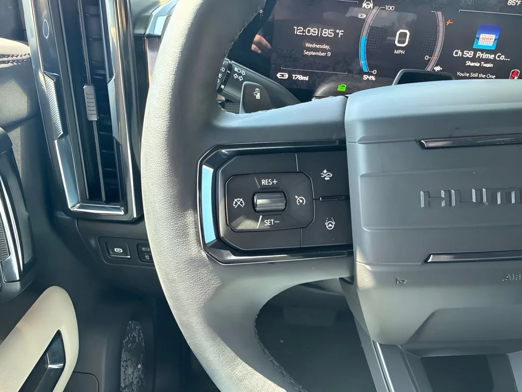 Used 2026 Interstellar White GMC 2X image 18