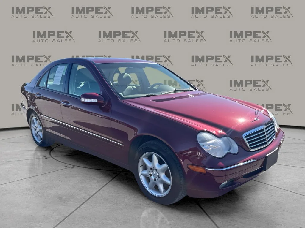Used 2004 Red Mercedes-Benz C 320 image 7