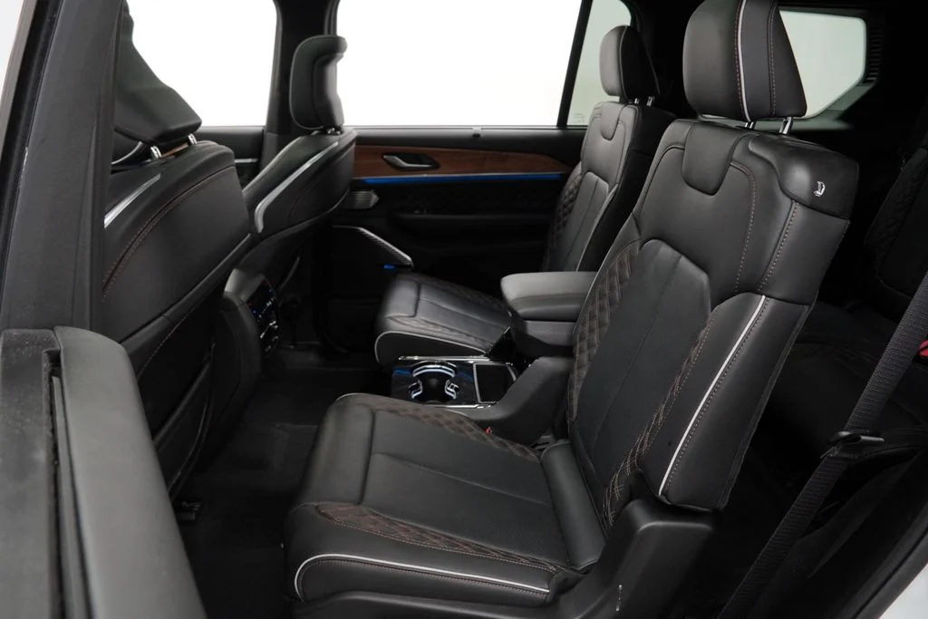 Certified Used 2025 White Jeep Summit Reserve image 21
