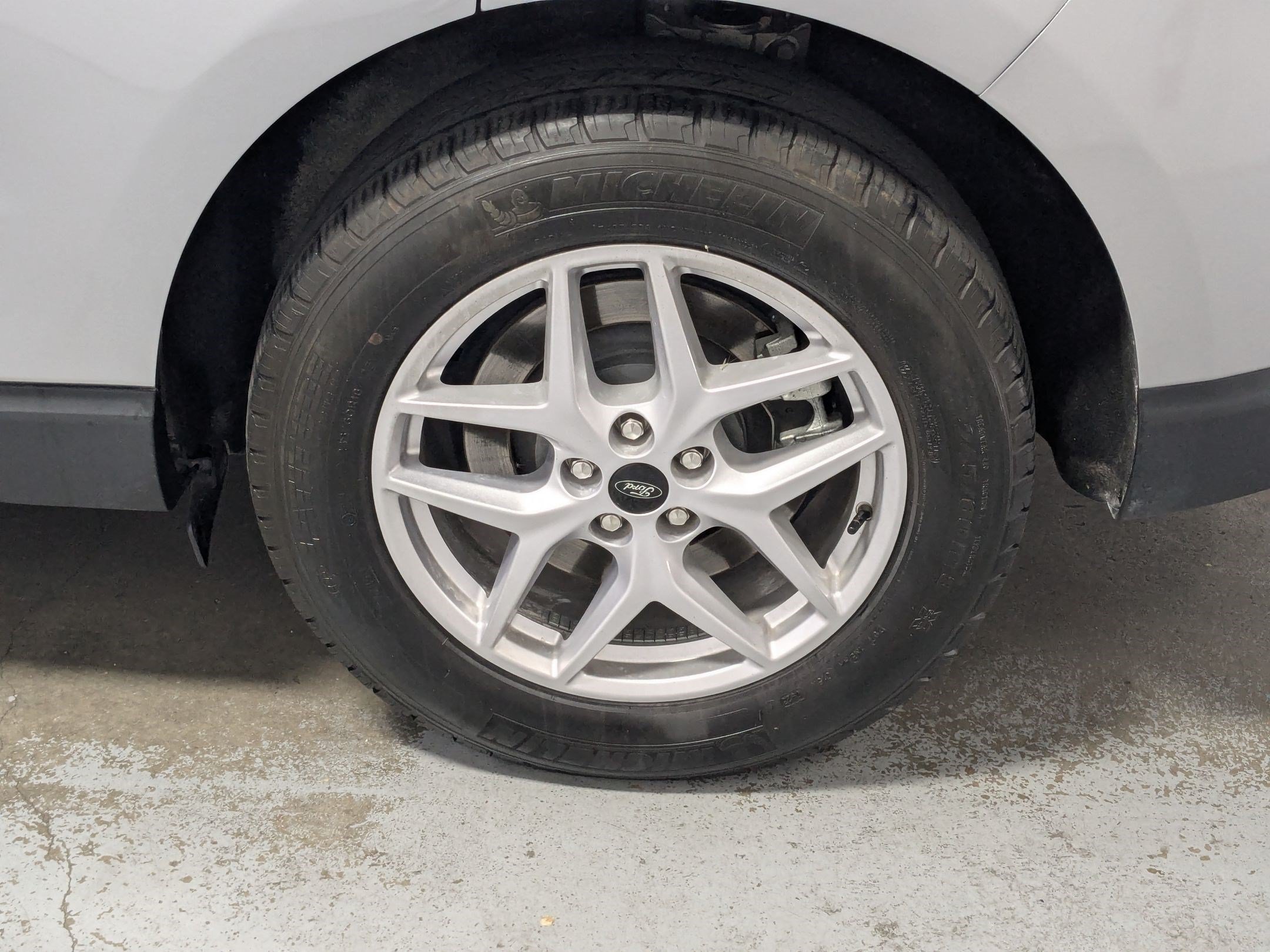 Used 2023 Silver Metallic Ford SEL image 22