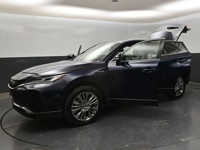 Certified Used 2021  Toyota Limited image 36