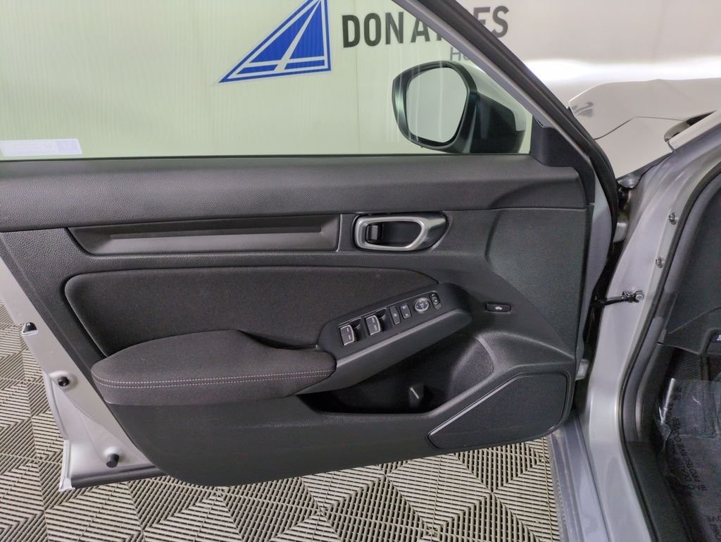 2026 Honda Civic LX - Photo 14
