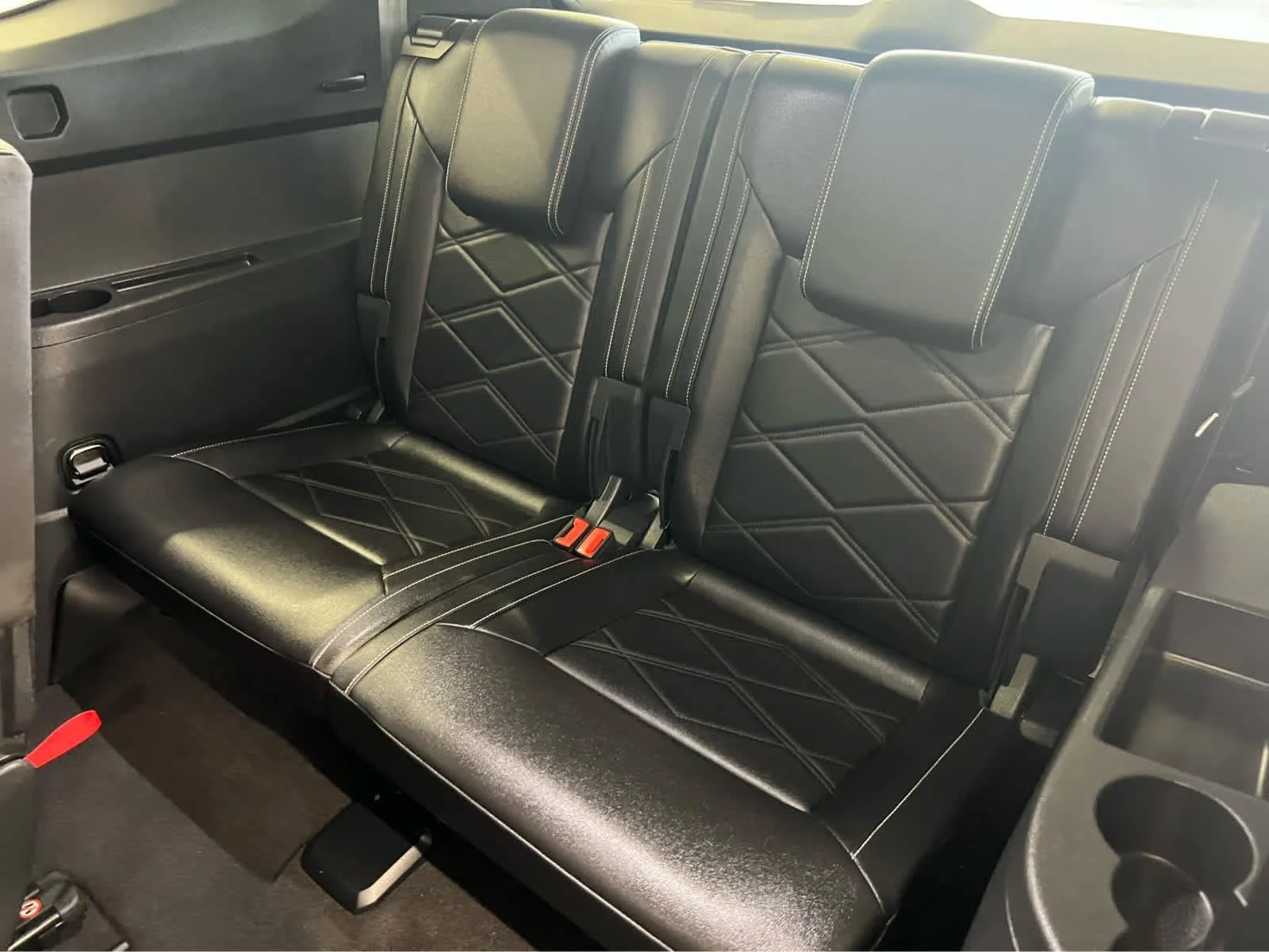 2025 Volkswagen Atlas SE w/Tech - Photo 25