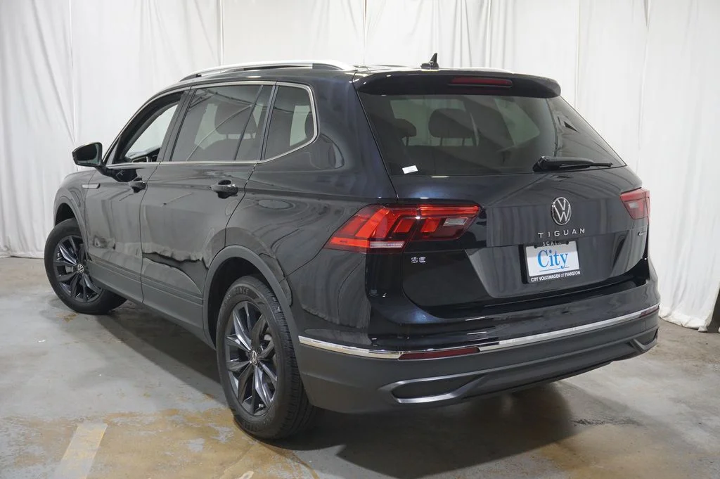 Certified Used 2023 Black Volkswagen 2.0T SE image 13
