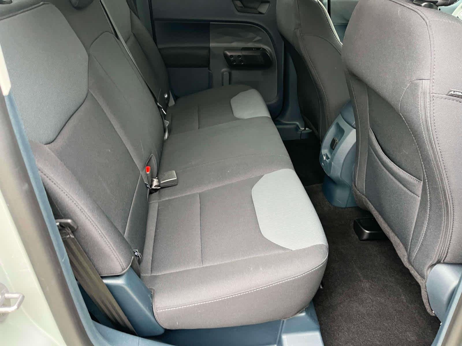 Used 2024 Cactus Gray Ford XL image 23