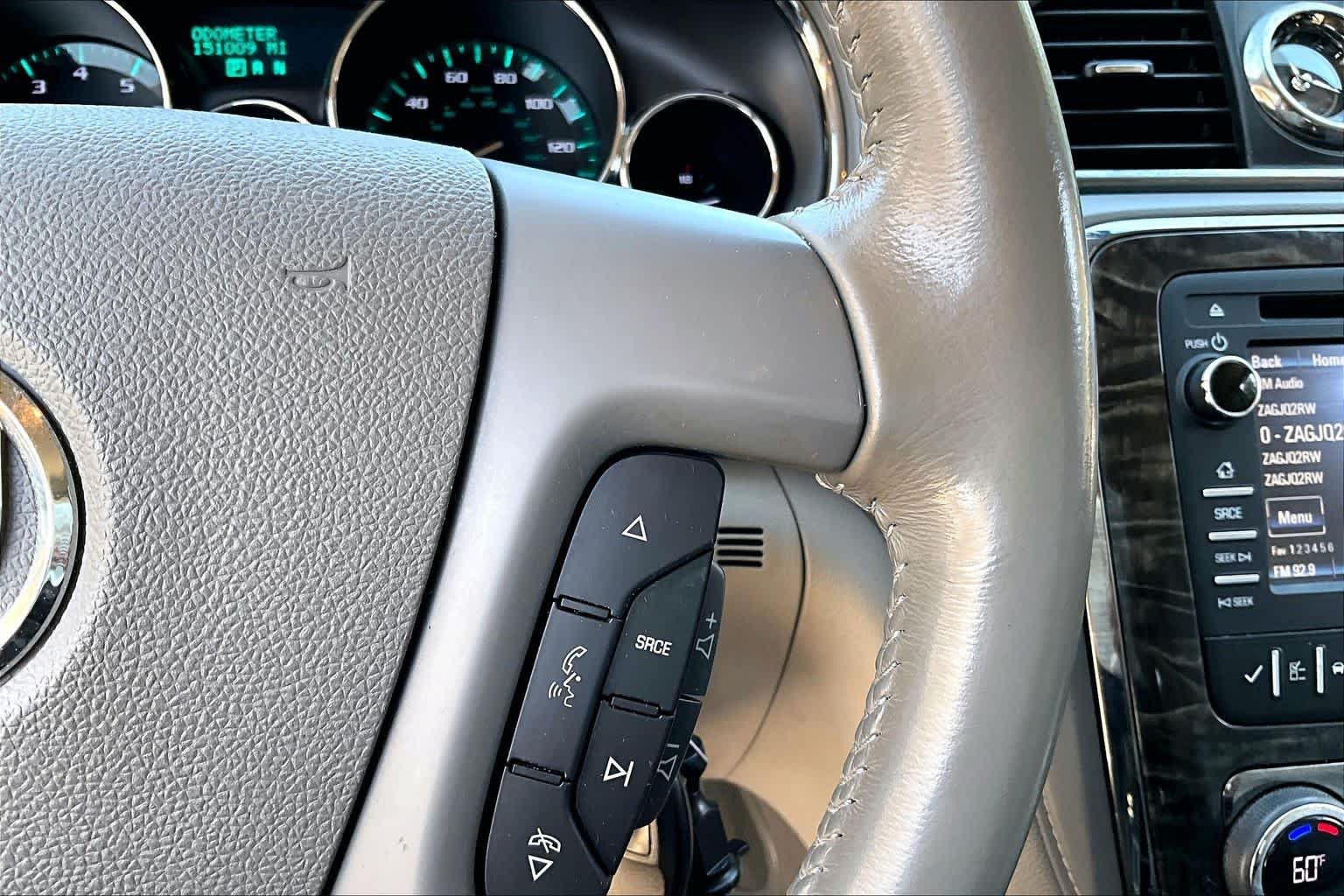 Used 2013 White Diamond Tricoat Buick Premium image 23