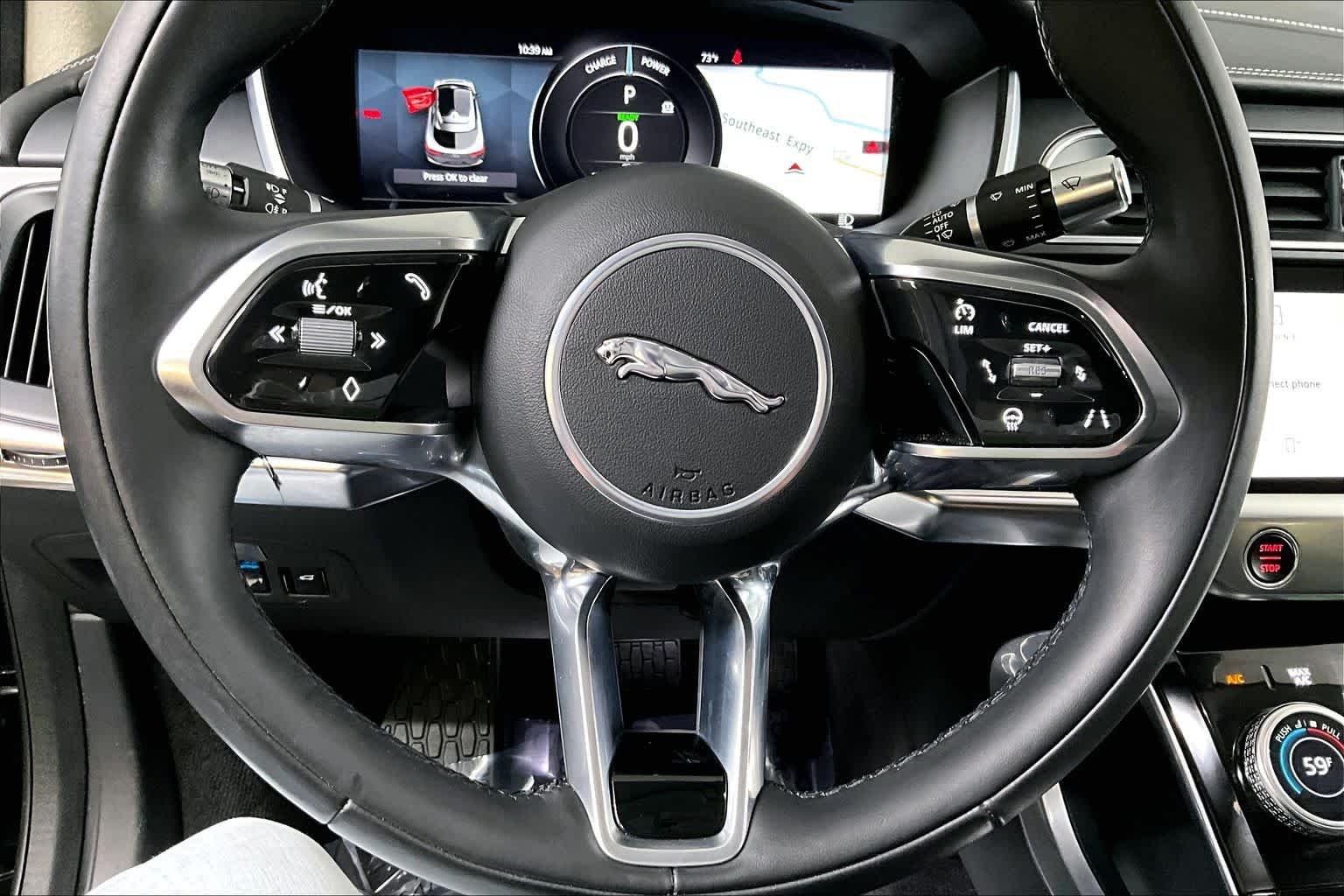 Used 2022 Santorini Black Metallic Jaguar HSE image 31