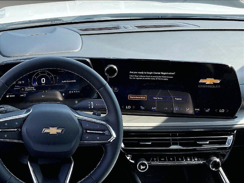 2027 Chevrolet Traverse LT - Photo 13