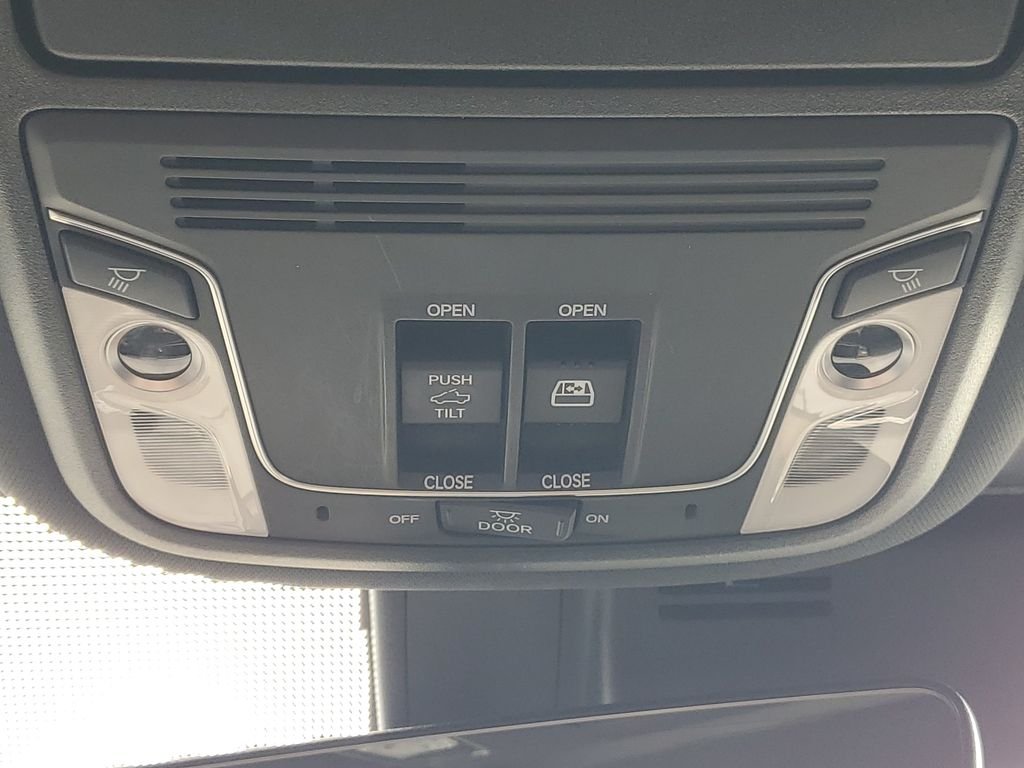 2025 Honda Ridgeline TrailSport - Photo 31