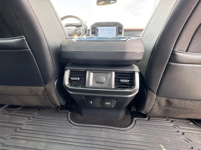 Used 2022 Agate Black Metallic Ford Lariat image 25