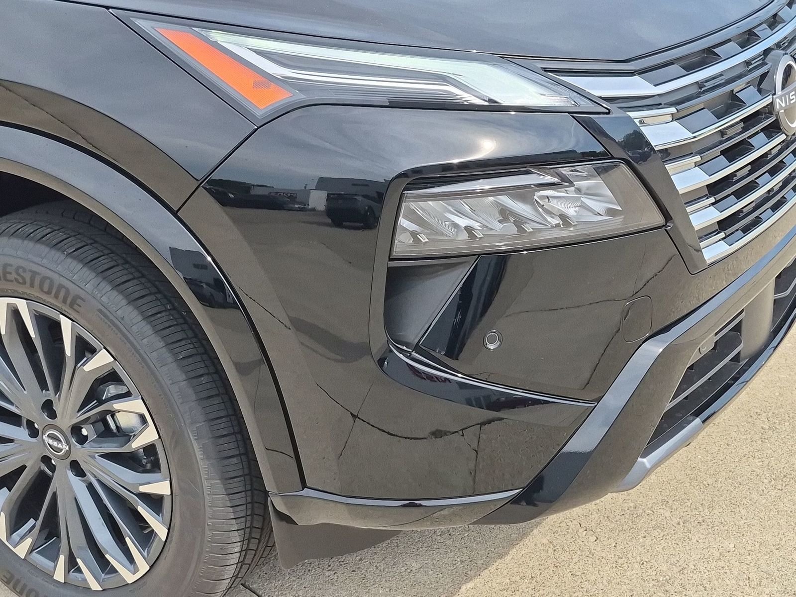 New 2026 Super Black Nissan Platinum image 35