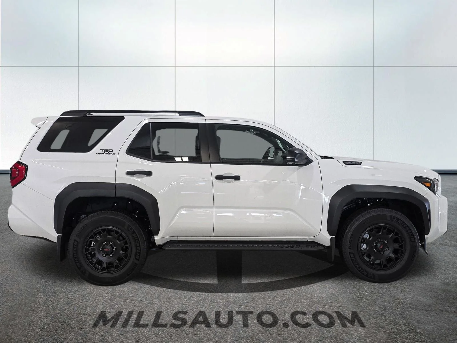 2026 Toyota 4Runner TRD Off-Road - Photo 9