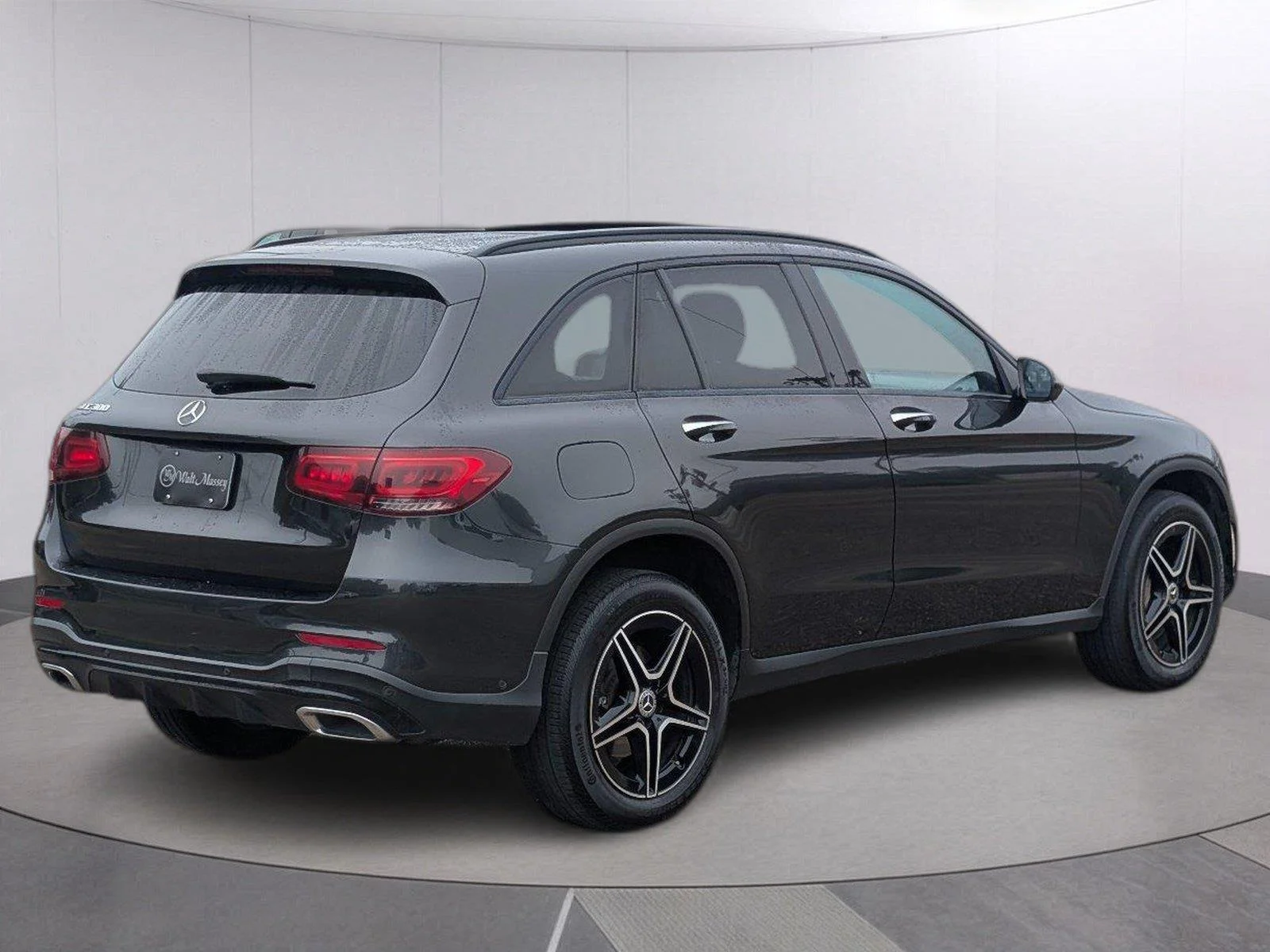 Used 2022 Graphite Grey Metallic Mercedes-Benz GLC 300 image 6
