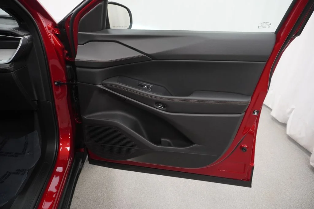 New 2026 Red Hot Pearl-Coat Exterior Paint Jeep Limited image 33