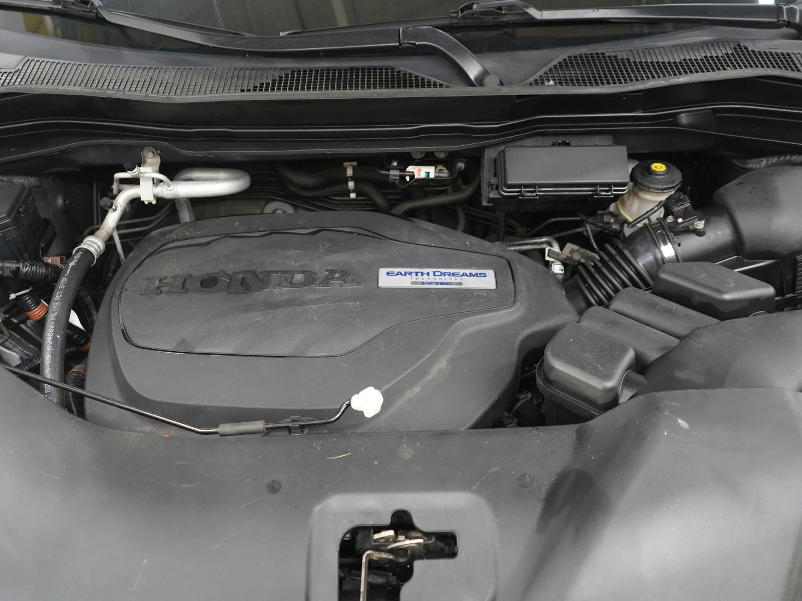 Used 2016 Gray Honda EX-L image 33