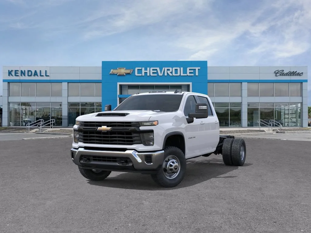 New 2026 Summit White Chevrolet Work Truck image 8