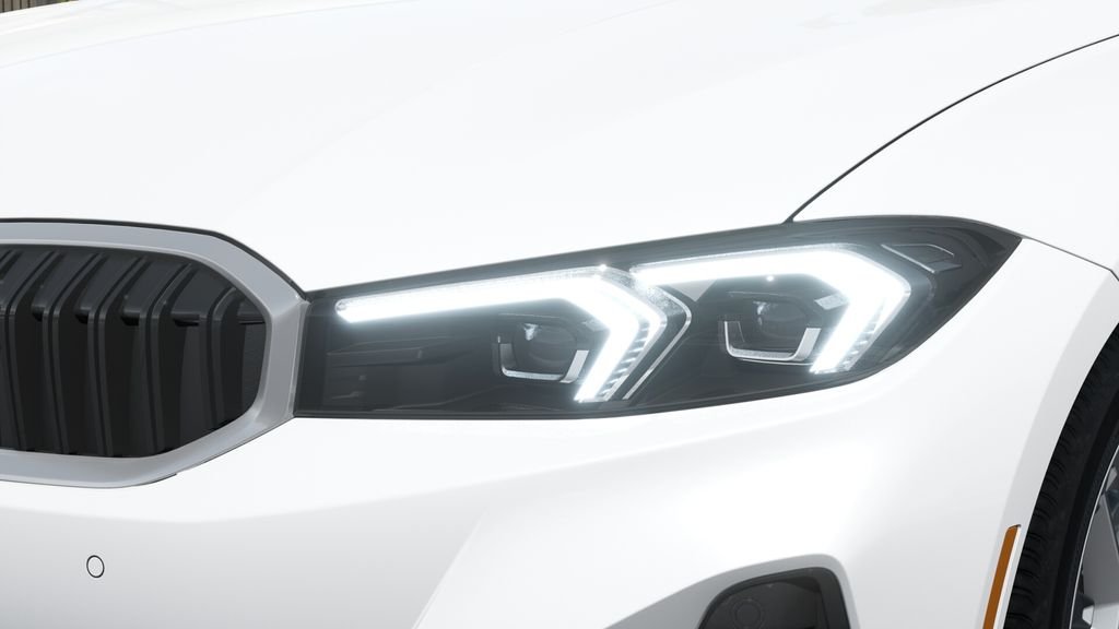 New 2026 Mineral White Metallic BMW 330i xDrive image 31