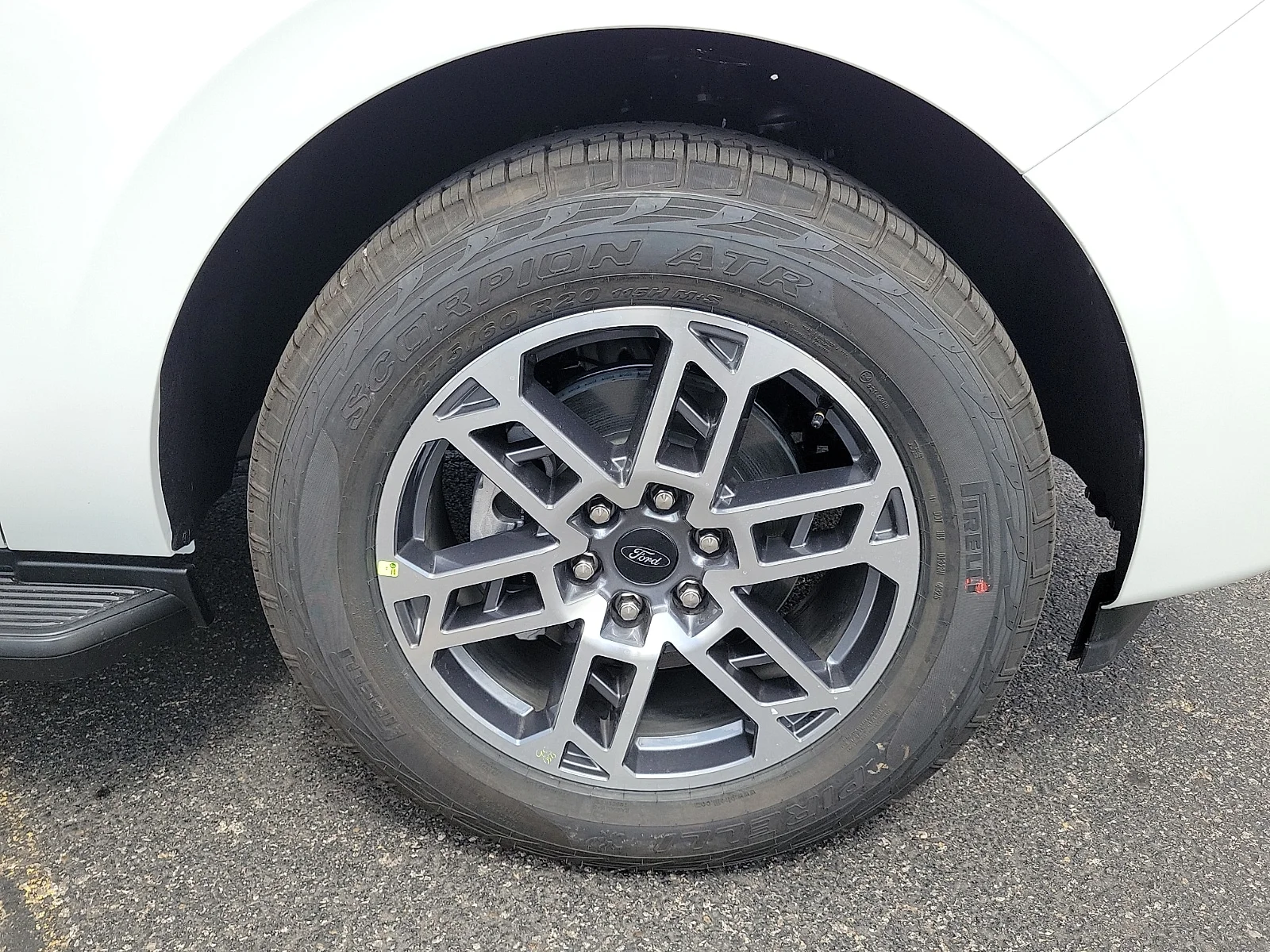 New 2026 Star White Metallic Tri-Coat Ford Active image 7