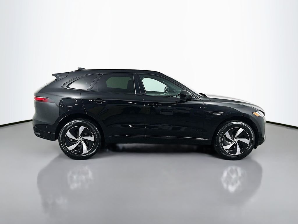 Certified Used 2026 Santorini Black Metallic Jaguar P250 R-Dynamic S image 4