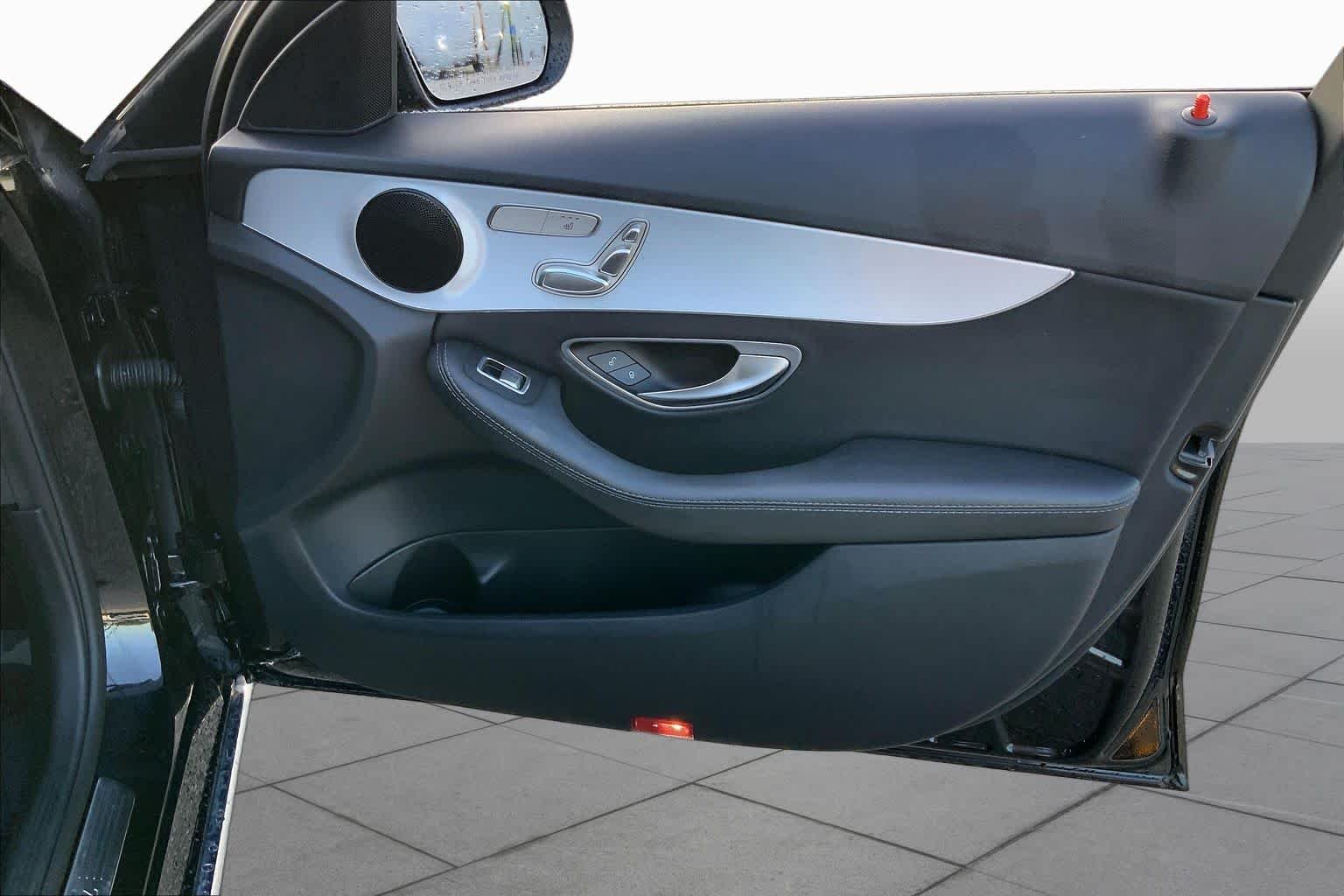 Used 2018 Black Mercedes-Benz C 300 image 23