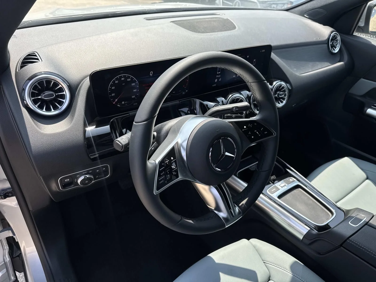 New 2026 Silver Mercedes-Benz GLA 250 image 11