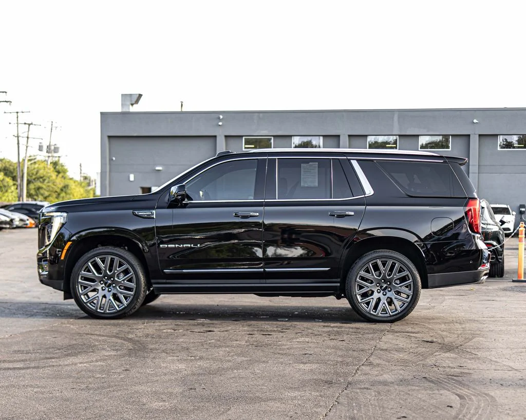 Used 2026 Black GMC Denali Ultimate image 6