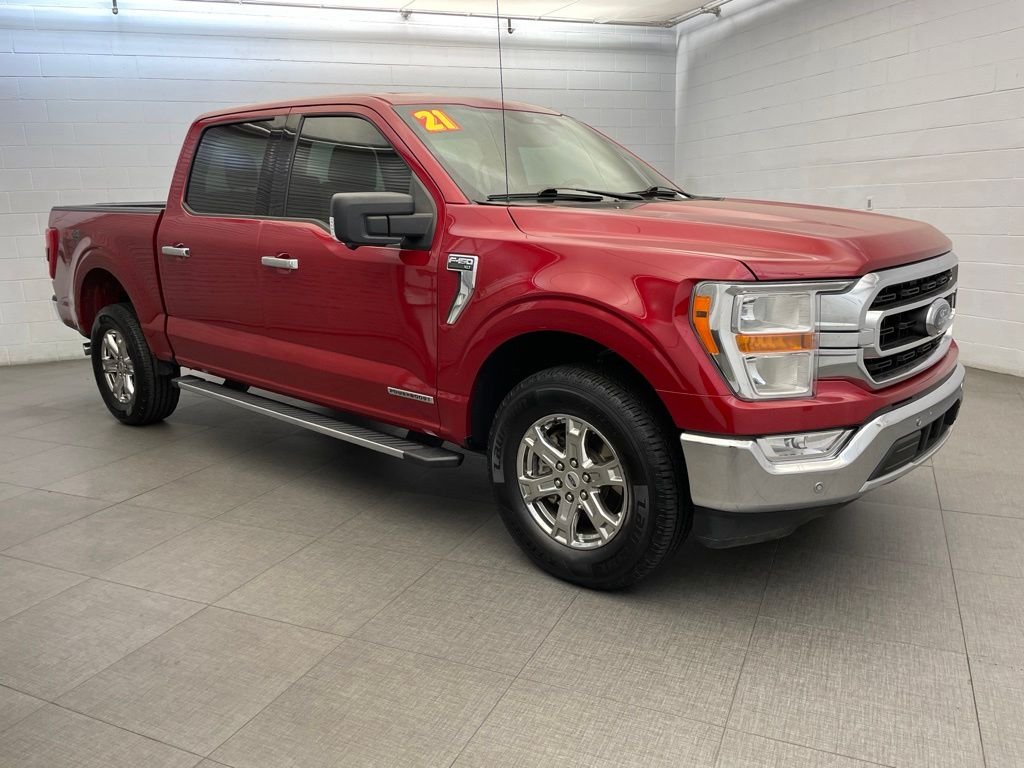 Used 2021 Red Ford XLT image 6