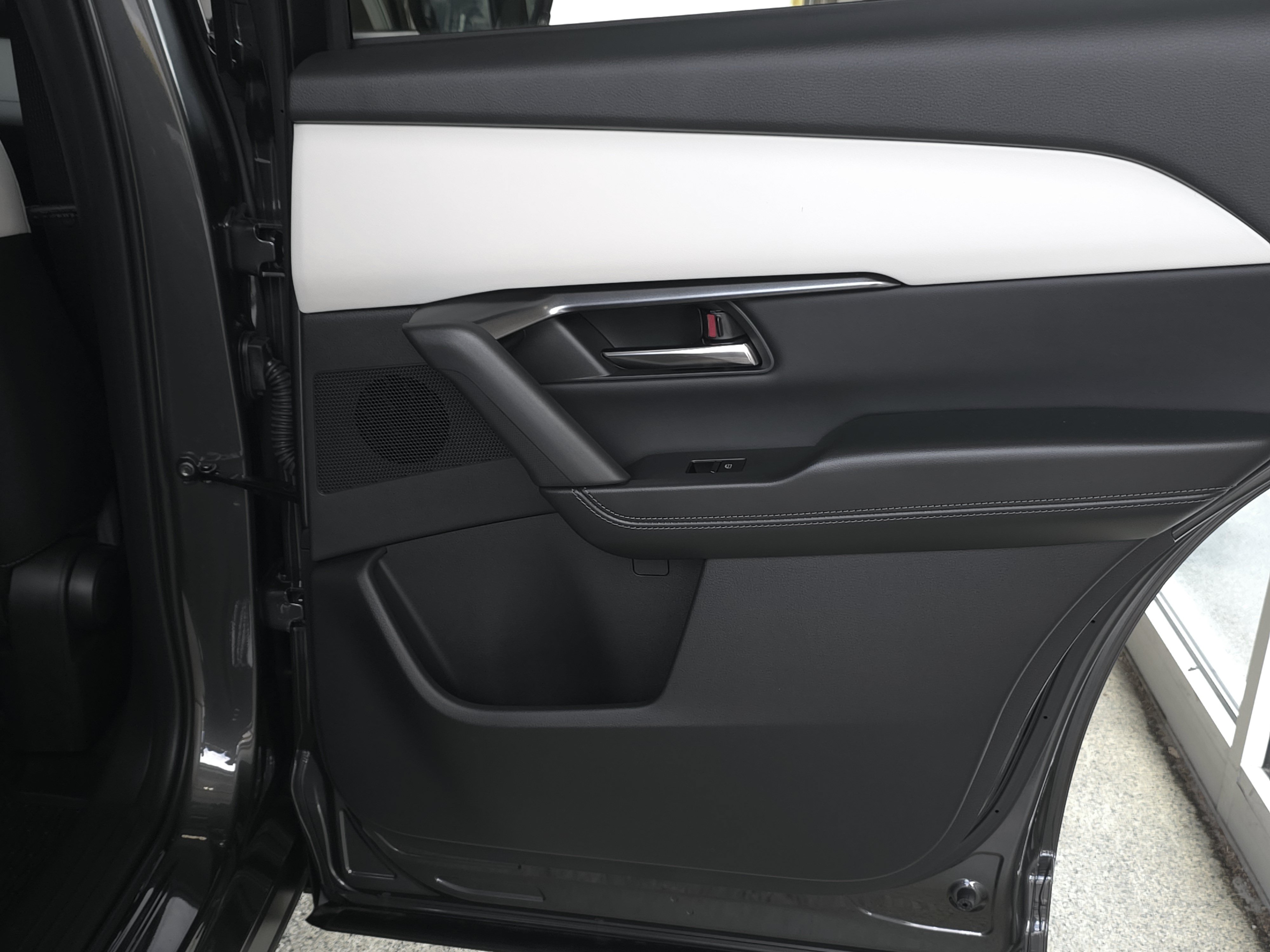 New 2026 Machine Gray Metallic Mazda 2.5 S Preferred AWD image 31