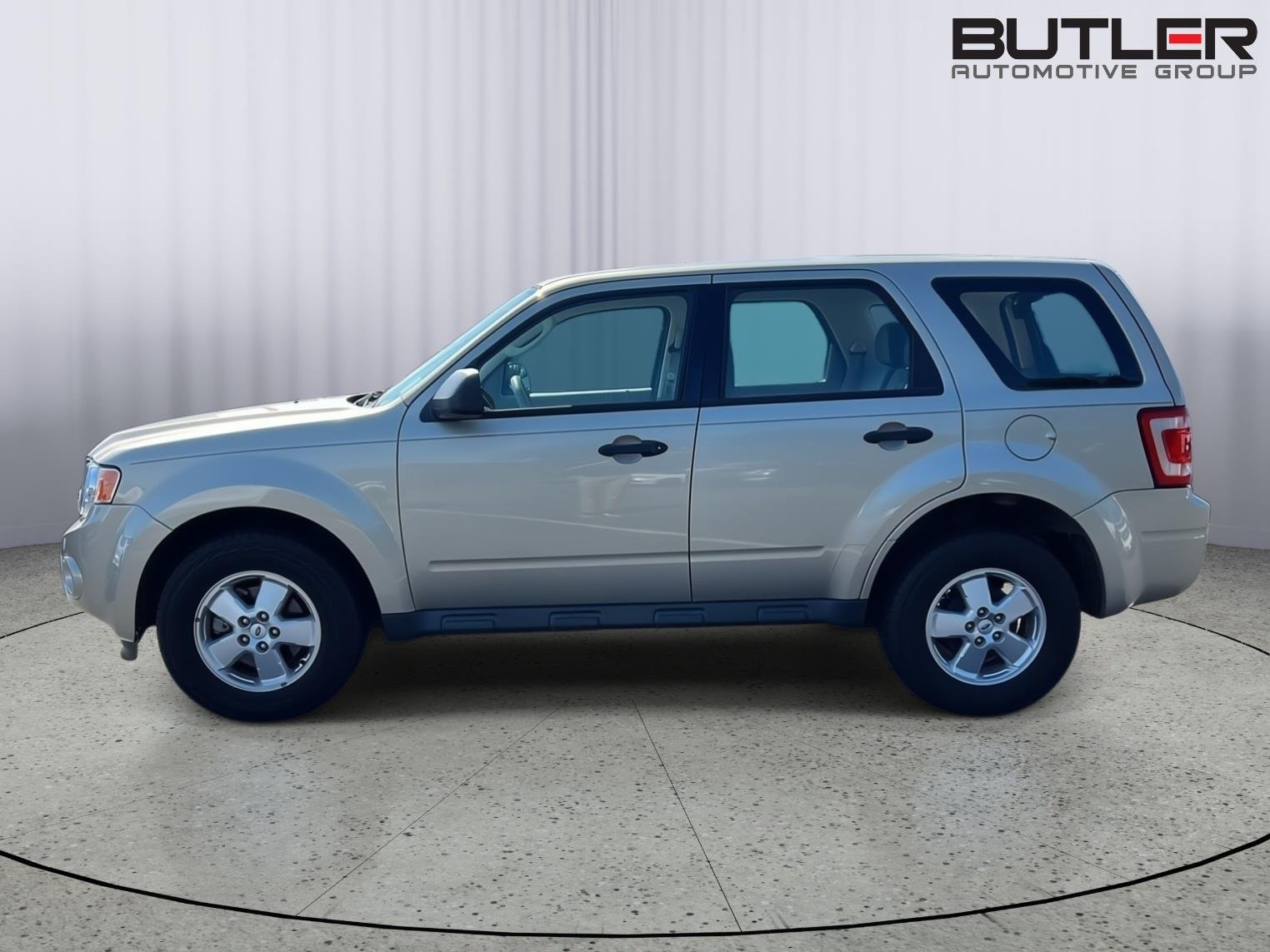 Used 2012 Gold Leaf Metallic Ford XLS image 2