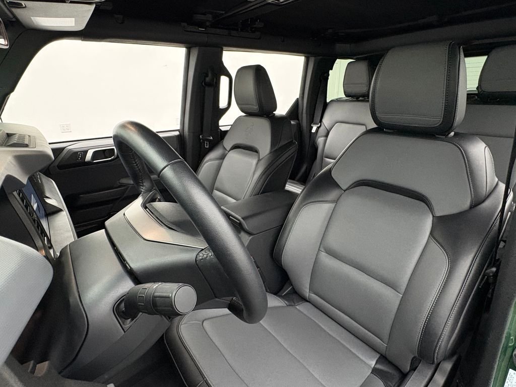 Used 2024 Green Metallic Ford Everglades image 22
