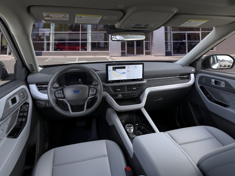 New 2026 Star White Metallic Tri-Coat Ford Platinum™ image 9
