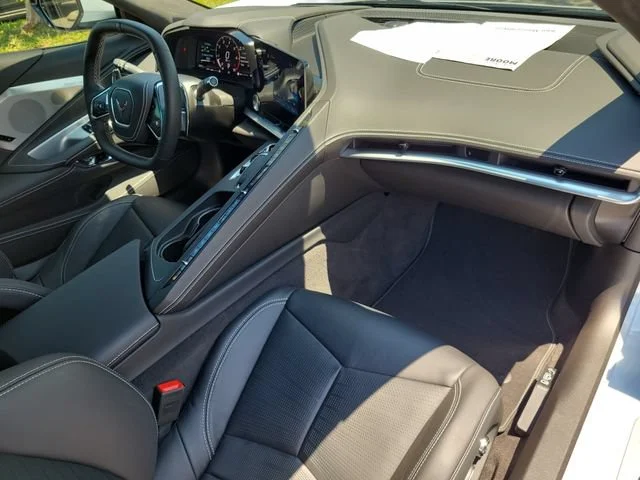 2024 Chevrolet Corvette 3LT - Photo 11