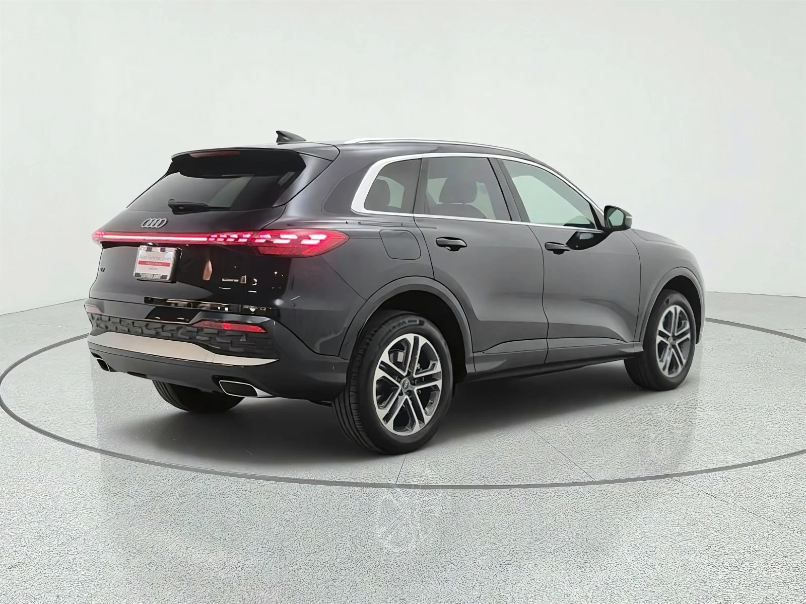 Used 2025 Mythos Black Metallic Audi Premium image 5