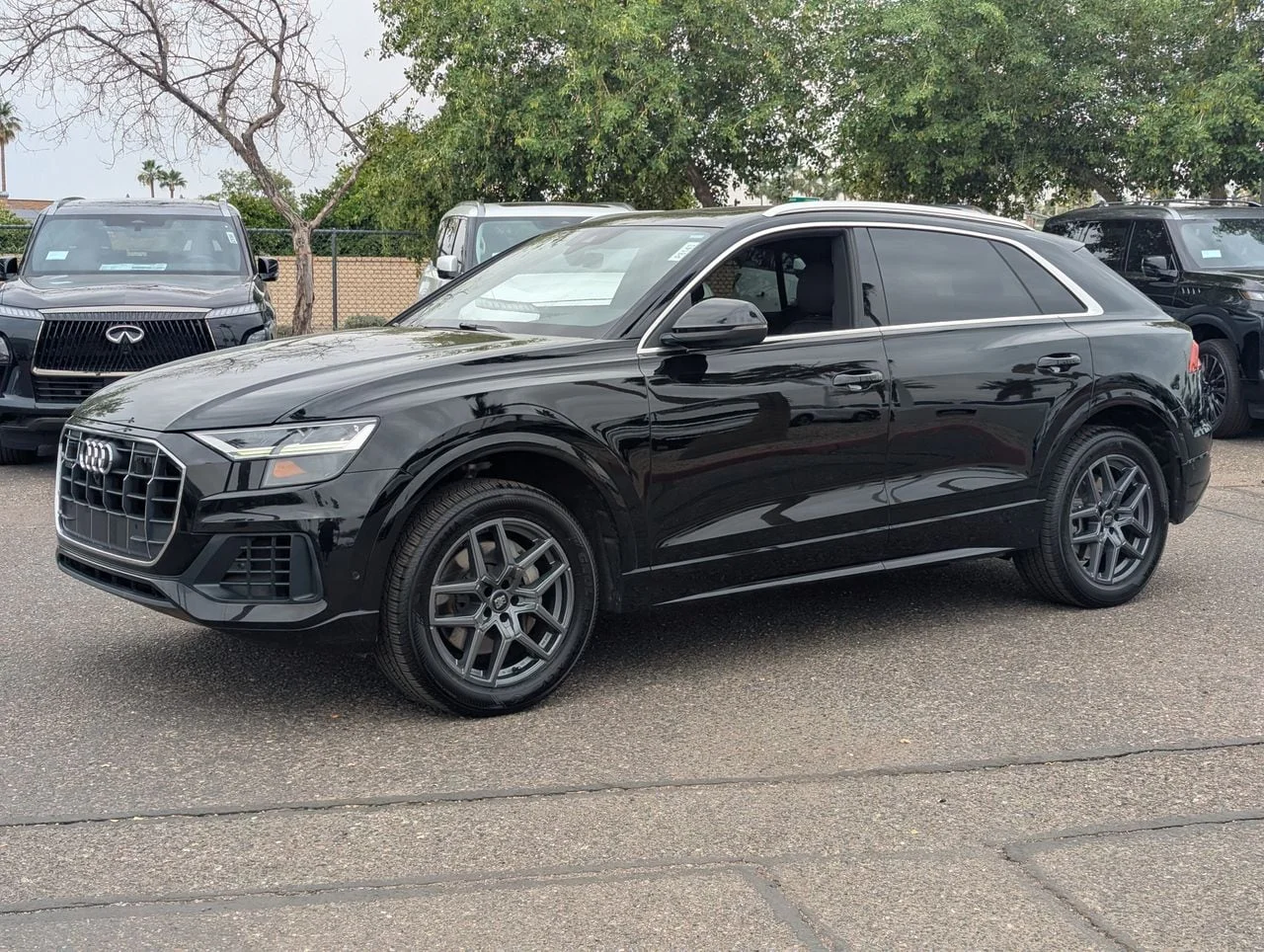 2019 Audi Q8 3.0T Premium Plus Tiptonic quattro's photo