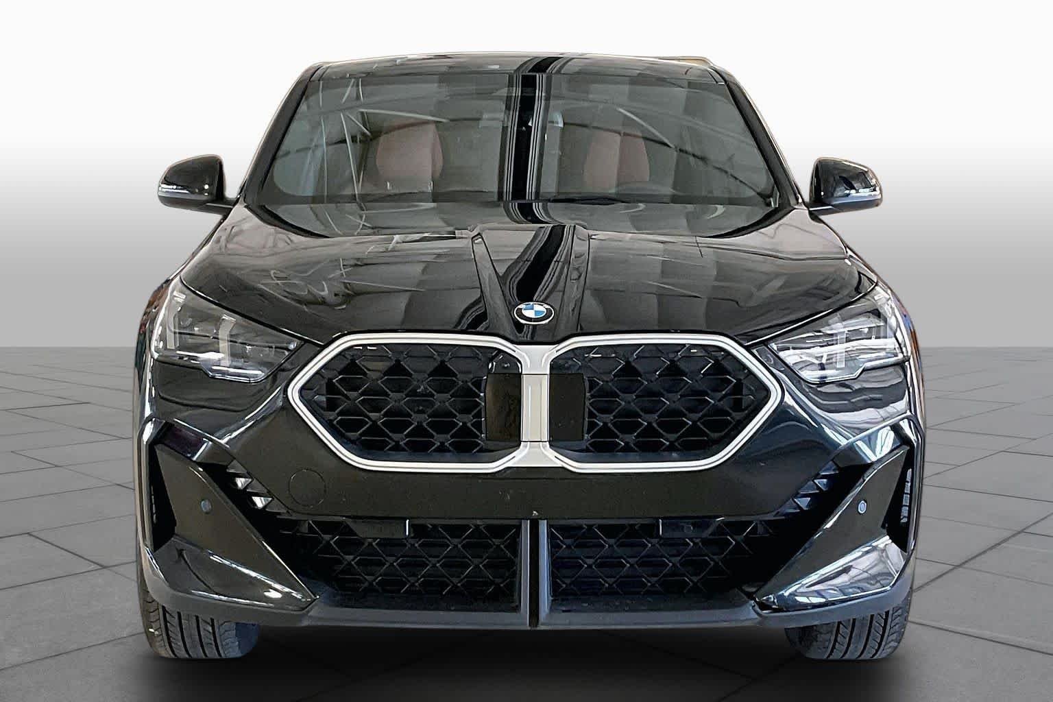 Used 2026 Black Sapphire Metallic BMW xDrive28i image 3