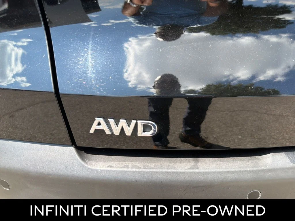 Certified Used 2023 Black Obsidian INFINITI LUXE image 32