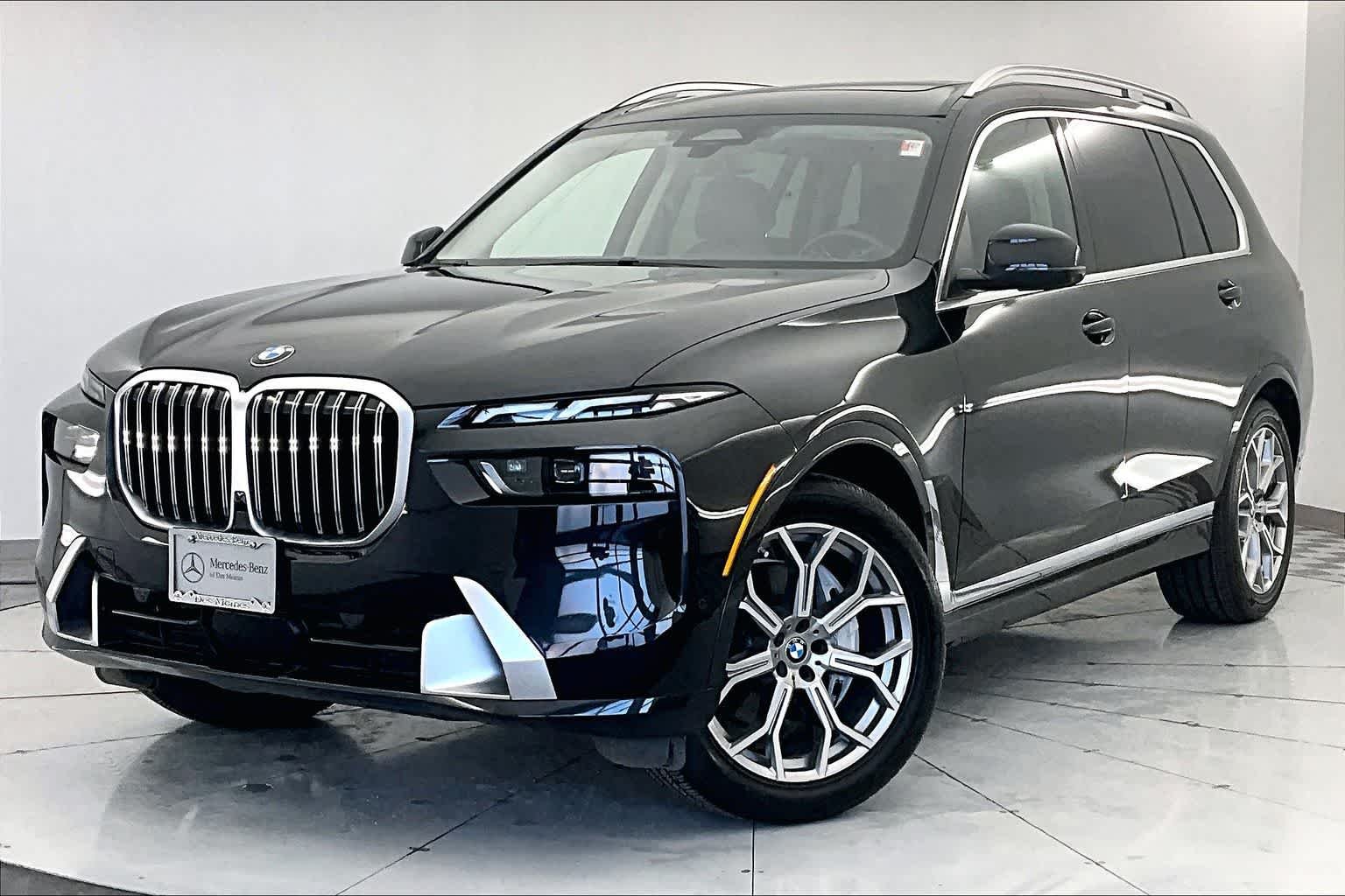 2023 BMW X7
