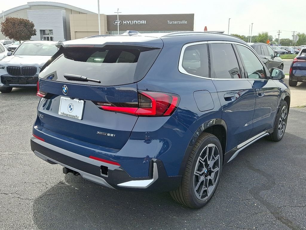 2026 BMW X1 28i - Photo 4