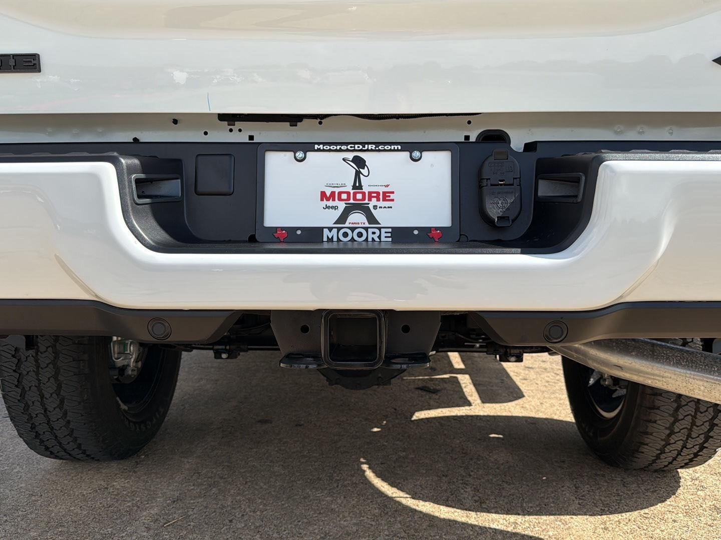 New 2026 Bright White Clear-Coat Exterior Paint RAM Laramie image 49