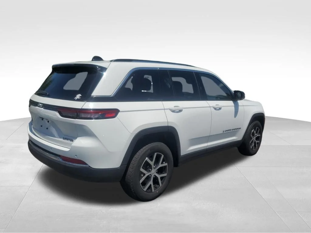Used 2023 White Jeep Limited image 7
