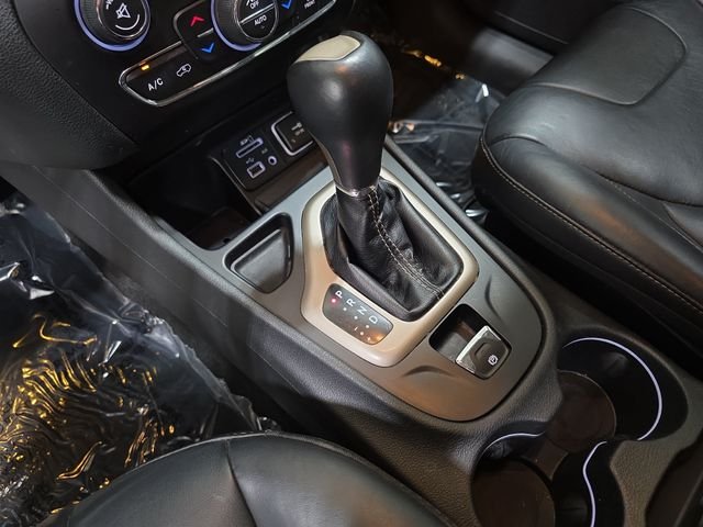 Used 2016 Gray Jeep Limited image 25