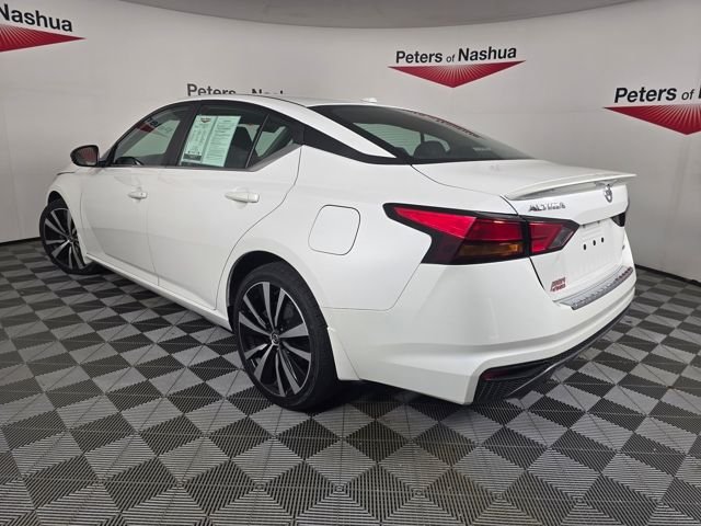 Used 2019 Pearl White Nissan 2.5 SR image 27