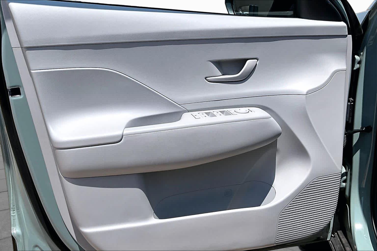Used 2025 Mirage Green Hyundai SEL image 23