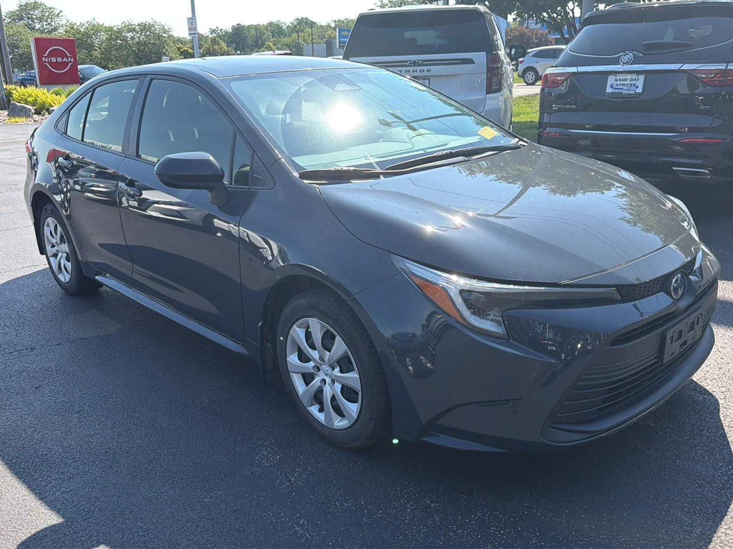 Used 2024 Underground Toyota Hybrid LE image 2